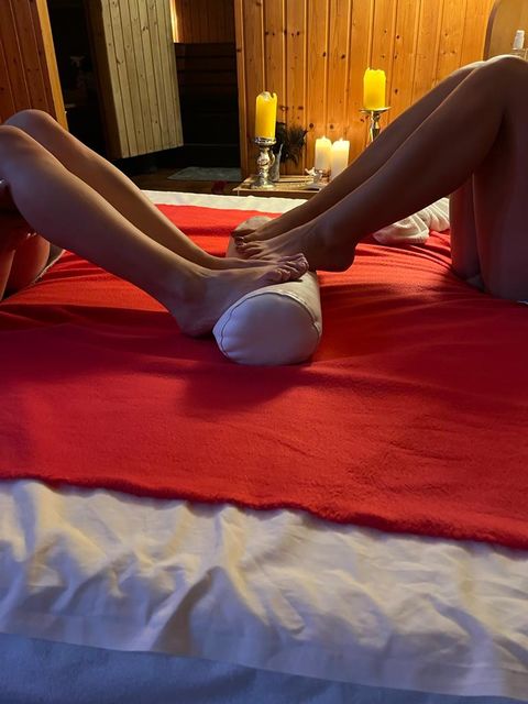 Erotische FUSSMASSAGEN